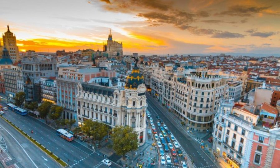 Ekonomia e Spanjës zhytet në recesionin më të thellë