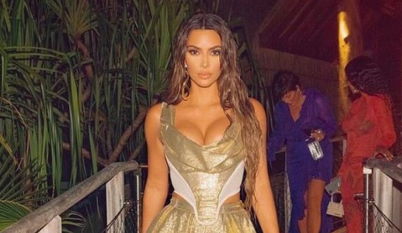  Kim Kardashian kritikohet ashpër nga fansat