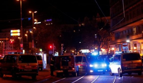  Sulmi me armë në Vjenë, raportohet për shtatë të vdekur 