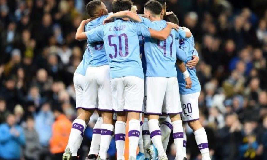 Barcelona ia rrëmben Manchester Cityt mbrojtësin e talentuar