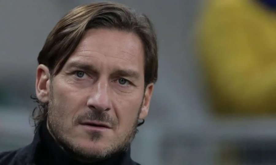 Më 12 tetor i vdiq i ati, Totti i infektuar me COVID-19