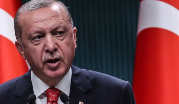  Erdogan kërkon vëmendje për vete, u telefonon dy turqve që shpëtuan një polic dhe një qytetare në Vjenë 