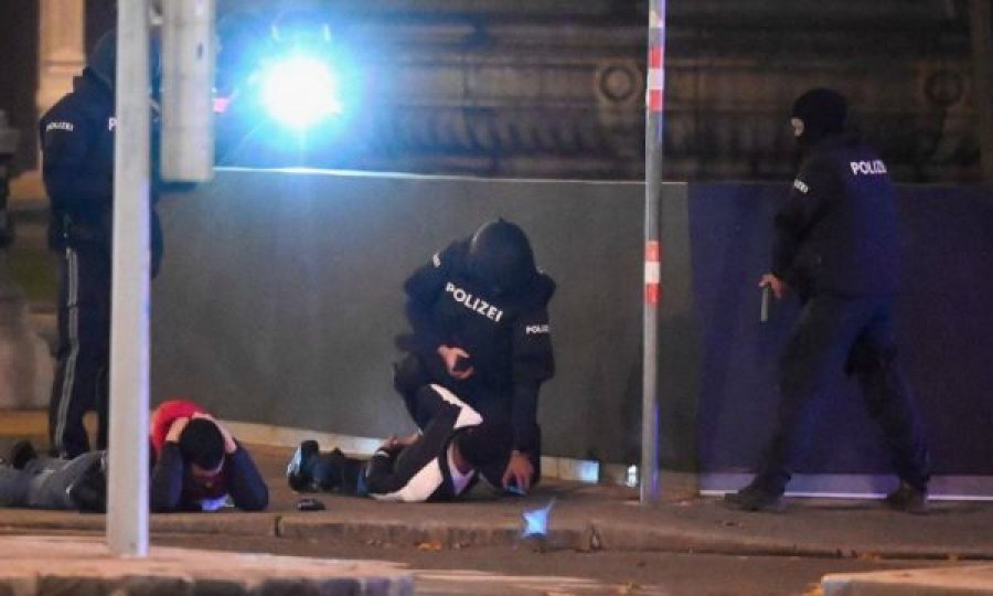 Gazetari i njohur në Maqedonia tregon se një nga viktimat në Vjenë është shqiptar i Veleshtes