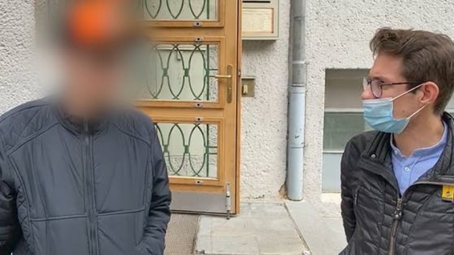  Flet fqinji i terroristit që kreu sulmin në Vjenë: Nuk e kisha menduar se kjo mund të ndodhte 