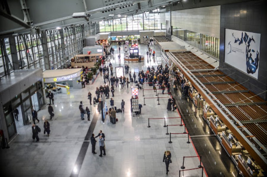  Pas sulmeve terroriste në Vjenë, shtohen masat e sigurisë në Aeroportin e Prishtinës ‘Adem Jashari’ 