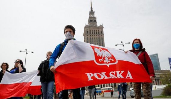 Rusia dhe Polonia shënojnë rekorde të rasteve ditore me COVID-19, Rusia edhe rekord viktimash
