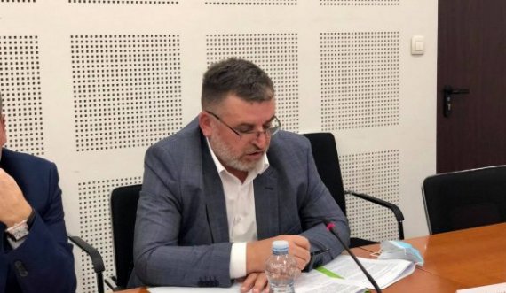 Ministri Kuçi thotë se duhet t’i kërkohet falje Jakup Krasniqit për trajtim jo të dinjitetshëm