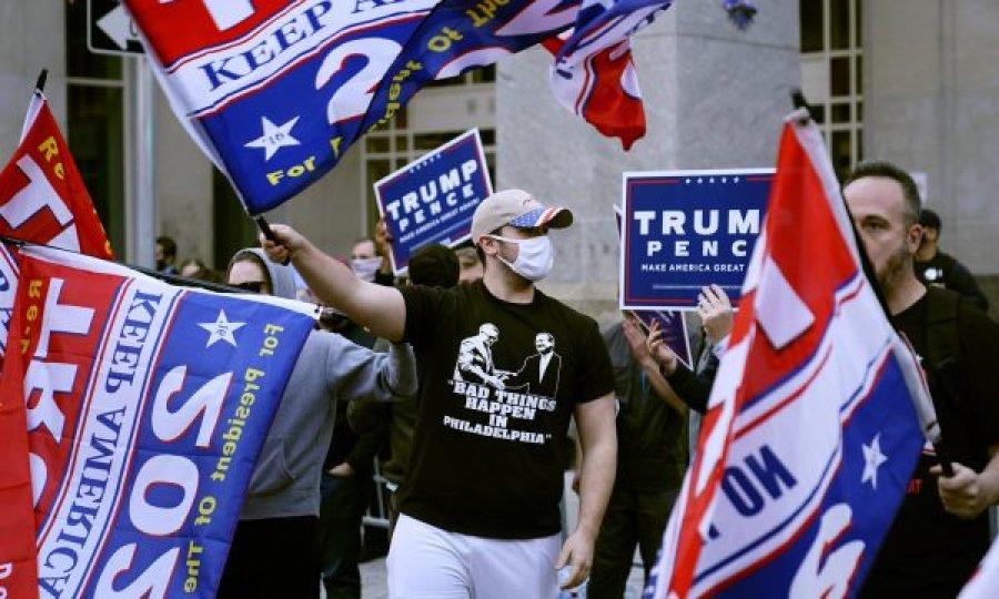 Nën frikën e humbjes, Trumpi tenton të krijojë kaos në Pensivlani me akuza e protesta