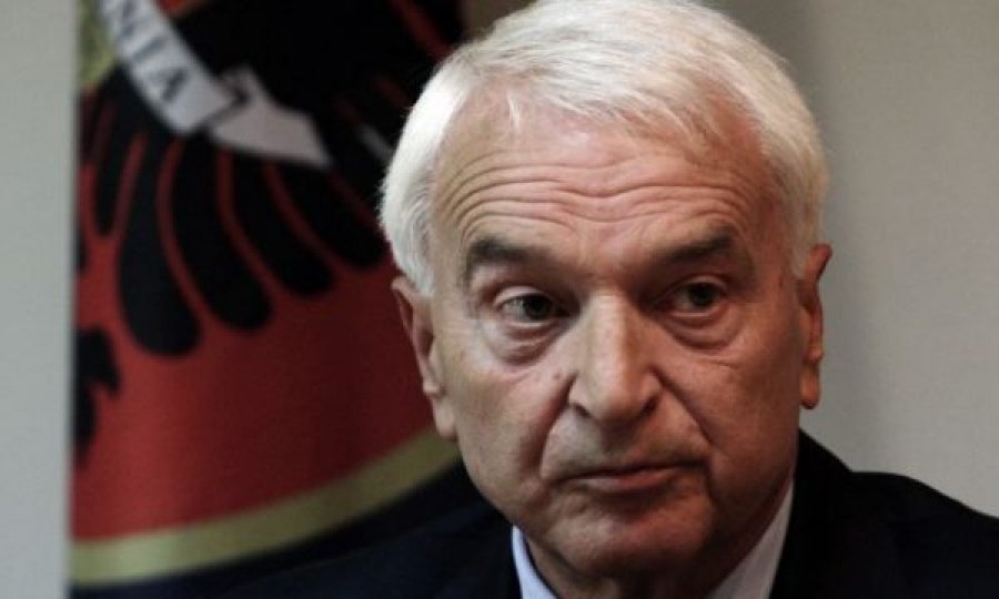 Vdiq në moshën 78 vjeçare Bujar Bukoshi
