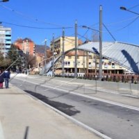 I infektuari me Covid-19 del në një lokal në Mitrovicë, kapet nga Policia