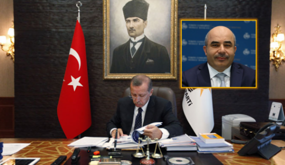 Erdogani shkarkon shefin e Bankës Qendrore pas rënies rekorde të lirës, fajëson “trekëndëshin e djallit”