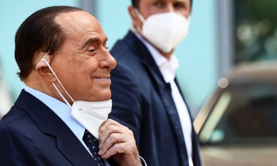 Rrëfehet Berlusconi pas betejës me koronavirusin: Një nga eksperiencat më të vështira të jetës ime