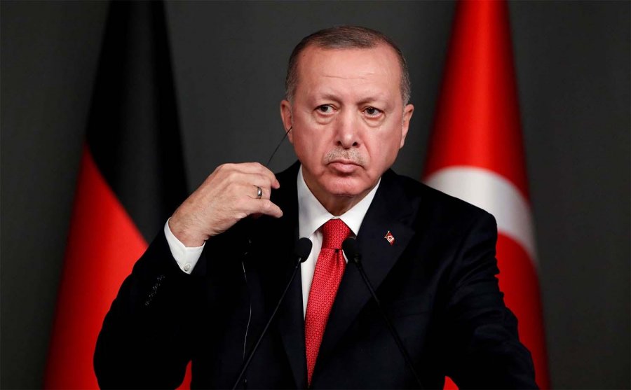  Dhëndri i dorëhiqet nga qeveria pas kritikave të shumta, reagon Erdogan 