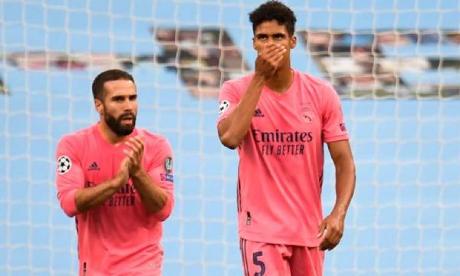 Menaxheri i Benzemas e kritikon bashkëlojtarin e tij: Varane ka mbetur hija e vetvetes