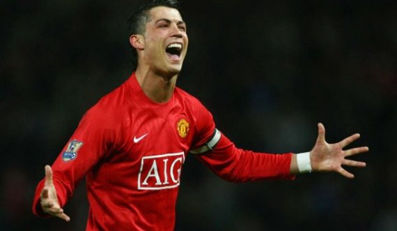 Ronaldo po e mendon kthimin në Manchester United