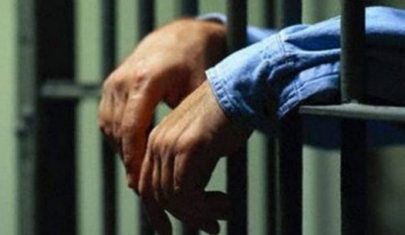 Dy vjet e gjysmë burg për zëvendëskryetarin 