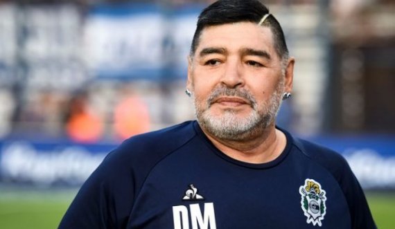 Vdes futbollisti i njohur Diego Armando Maradona