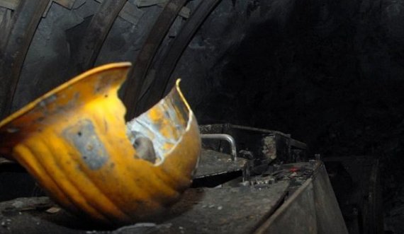 Në një minierë ari në Kolumbi mbesin të bllokuar 14 persona