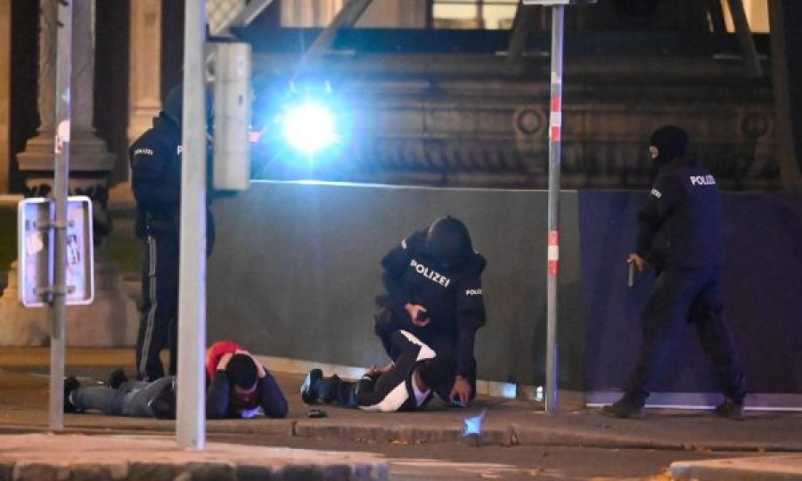 Detaje të reja nga sulmi në Vjenë, terroristi nga Tetova e kishte përgatitur banesën e tij për luftime zjarri me policinë
