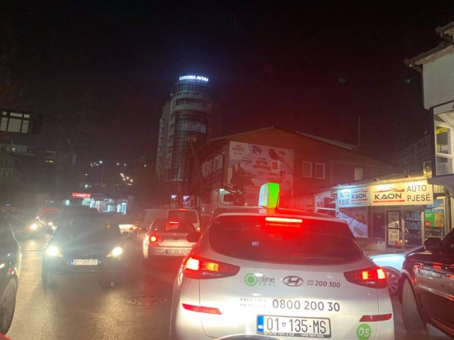 Kaos në Prishtinë, bllokohet qyteti