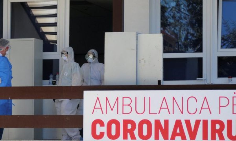 Rreth 14 mijë raste aktive me koronavirus në Kosovë, 989 të vdekur e mbi 23 mijë të shëruar