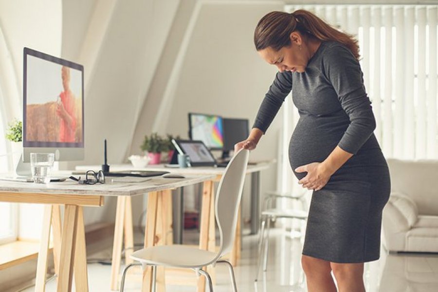 Nëse jeni shtatzënë, duhet t’i dini patjetër këto shtatë gjëra që rrezikojnë shëndetin e fëmijës