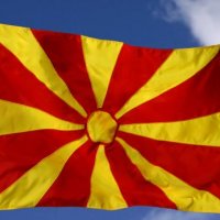 Rezultatet e para: Fronti Europian prin në bllokun shqiptar ndërsa VMRO-DPMNE në atë maqedonas