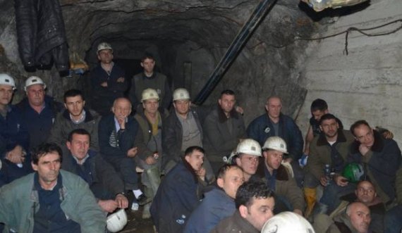 Punëtorët e Trepçës bllokohen në minierë