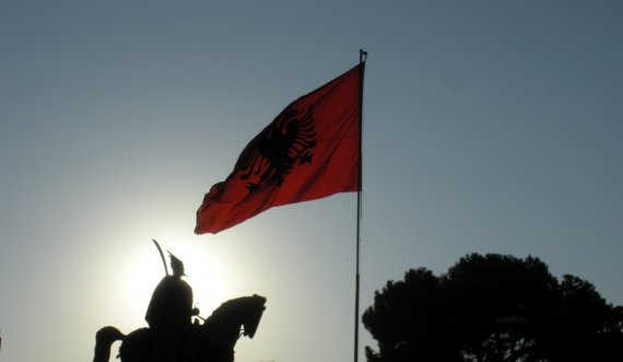 Ligji i ri në Shqipëri: Nga sot kush rreh gruan dëbohet menjëherë nga shtëpia 