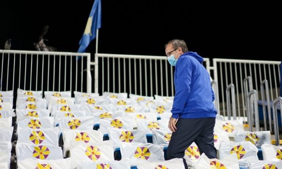 Kryeministri Hoti poston foto nga “Fadil Vokrri”: Ne, Dardanët, thërrasim fuqishëm e njëzëri