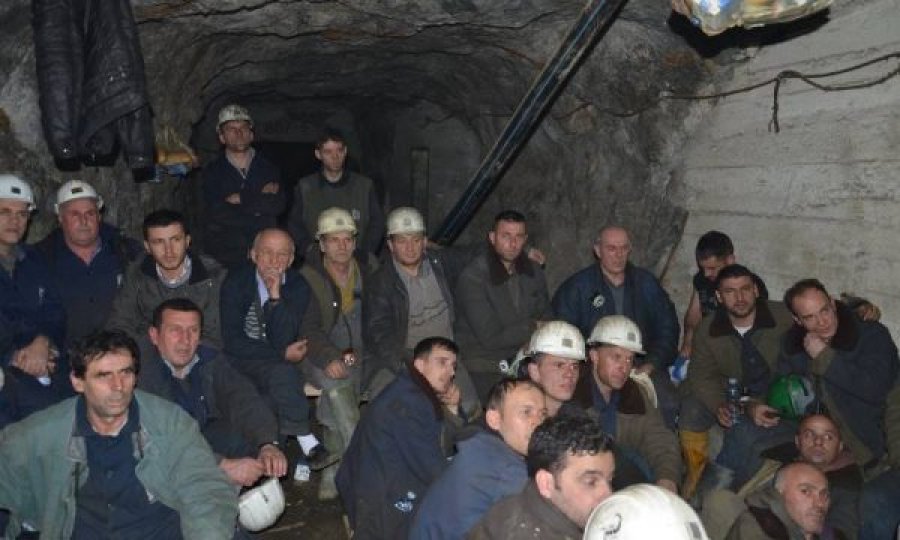 Punëtorët e Trepçës bllokohen në minierë
