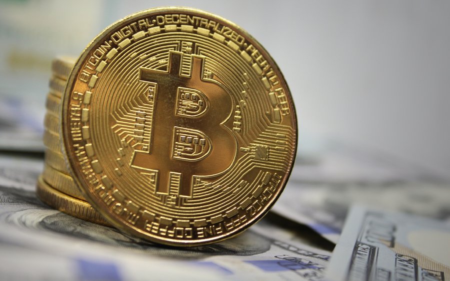  Bitcoini ka kaluar shifrën e 18 mijë dollarëve, arrin vlerën më të lartë në tre vjetët e fundit