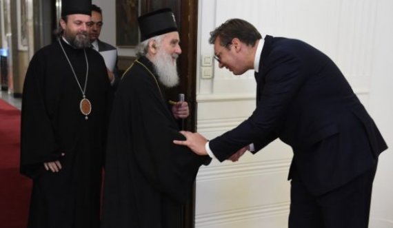 Vuçiç: Kryepopi Irinej është në gjendje të rëndë, mjekët po luftojnë