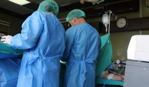 Skandaloze: Mjekët u kërkojnë pacientëve me Covid që t’i lënë amanetet sa më herët
