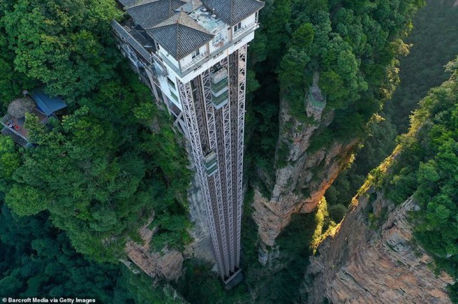 Kinë: Ndërtohet ashensori më i lartë në botë në natyrë