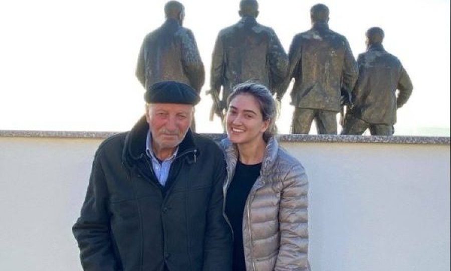 Deputetja po e kalon virusin bashkë me gjyshin