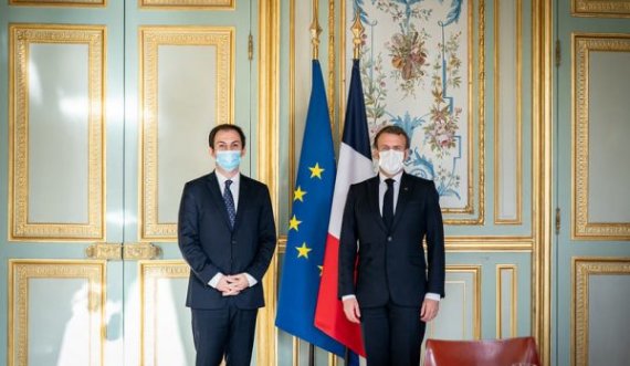 Ambasadori Gashi falënderon Macronin për ftesën në Pallatin Elysee