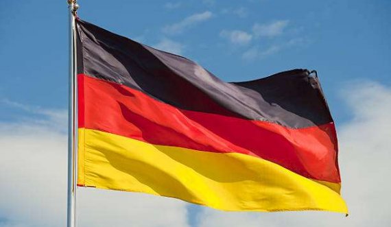 Në Gjermani plagosen disa persona pas një sulmi me thika 