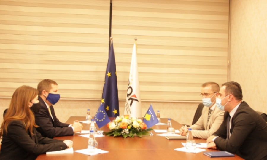 Mehmeti e Szunyog, kërkojnë aprovimin e Ligjit për Rimëkëmbje Ekonomike