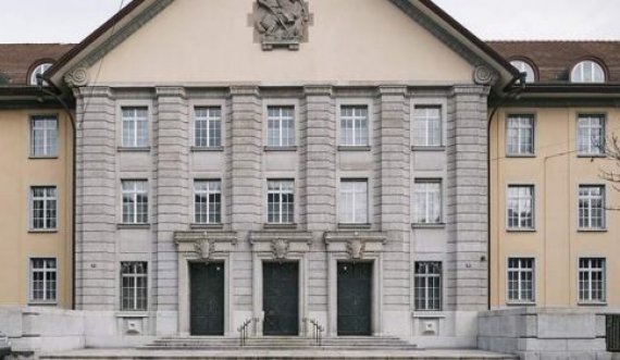  Zvicra kërkon 16 vjet burg për kosovaren, helmoi burrin dhe e lidhi me kabllo për fyti
