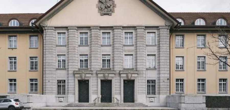  Zvicra kërkon 16 vjet burg për kosovaren, helmoi burrin dhe e lidhi me kabllo për fyti