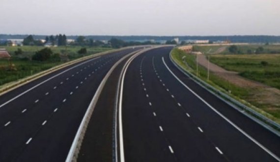  Veç 200 mijë euro janë planifikuar në buxhet për autostradën e Dukagjinit 