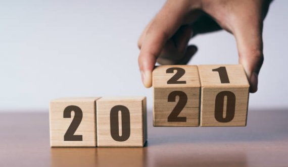 Sipas astrologëve, ja 3 arsye pse viti 2021 do të jetë i mbarë!