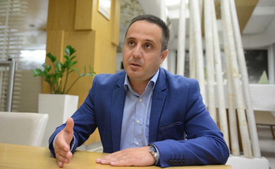 Deputeti i LVV-së: Driton Selmanaj e ka vendin në Beograd 
