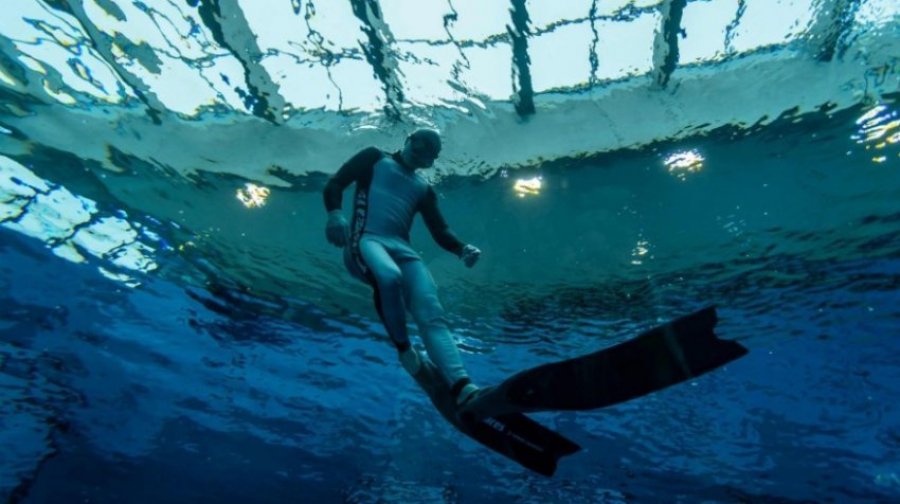 Hapet pishina më e thellë në botë: Shihni si duket Deepspot-i mbresëlënës
