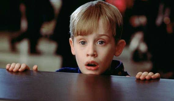 Jeni kuriozë të dini si duket pas kaq shumë vitesh shtëpia e “Kevin-it” në “Home Alone”?