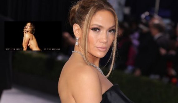 Jennifer Lopez pozon tërësisht nudo