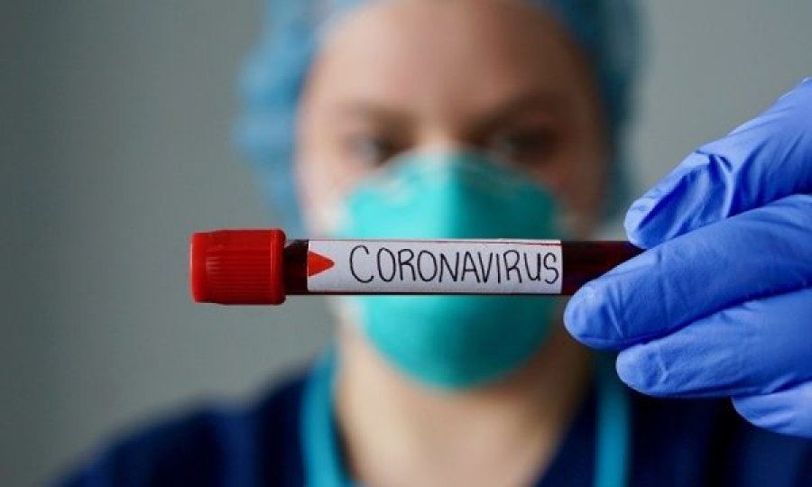 Numri i rasteve aktive me koronavirus mbetet i lartë në Kosovë