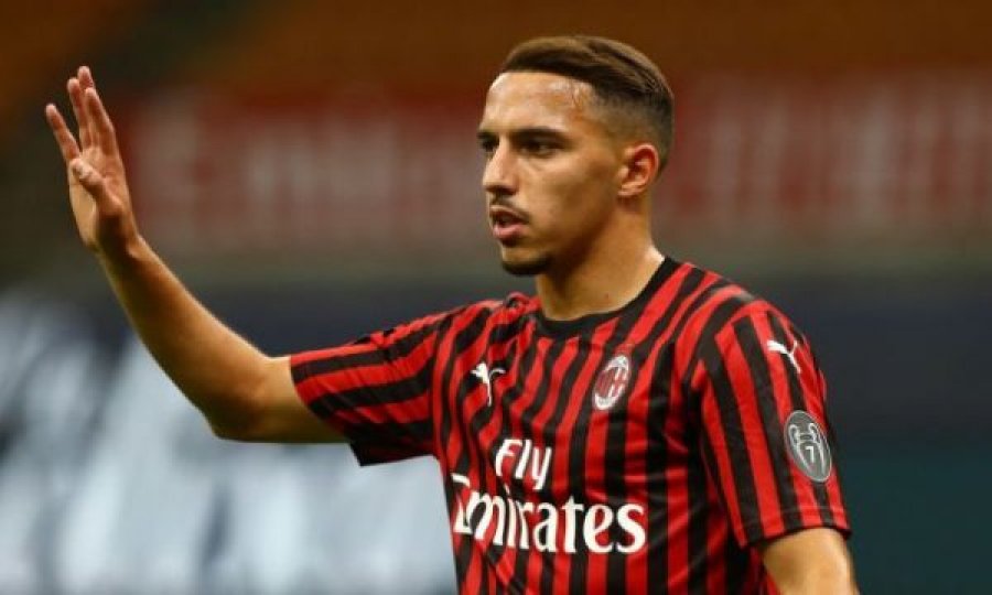 Ismael Bennacer nuk largohet, i lumtur në Milan