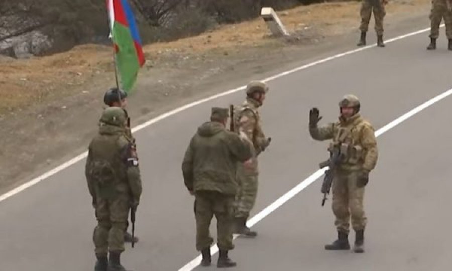 Ushtria ruse dhe azere gati sa nuk përplasen për një kishë në Nagorno-Karabak